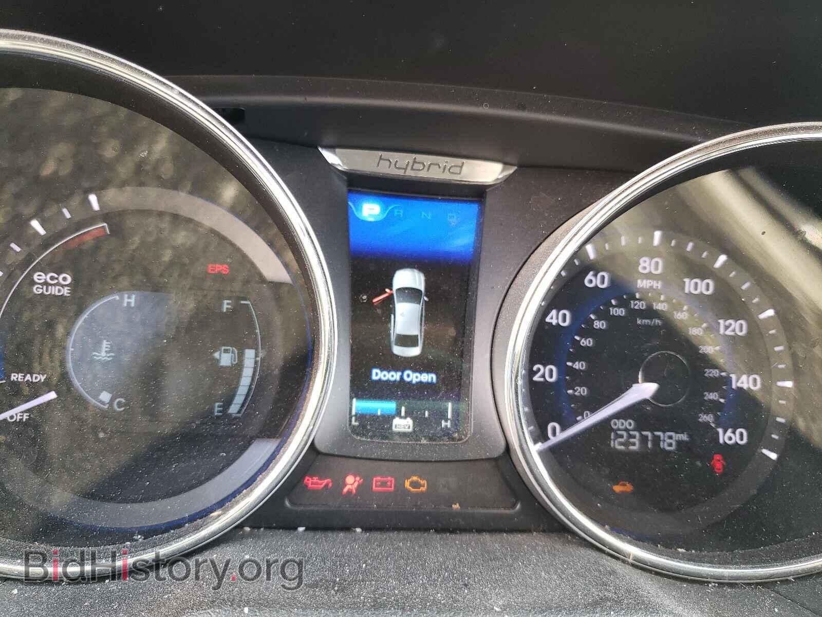 2013 HYUNDAI SONATA - VIN: KMHEC4A42DA101137 - Фото 8