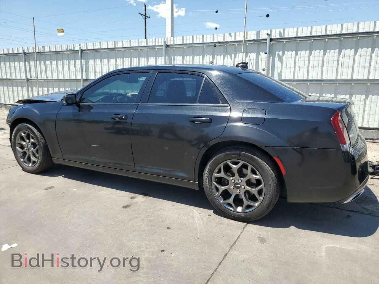 2016 CHRYSLER 300 - VIN: 2C3CCAGG2GH304809 - Фото 2