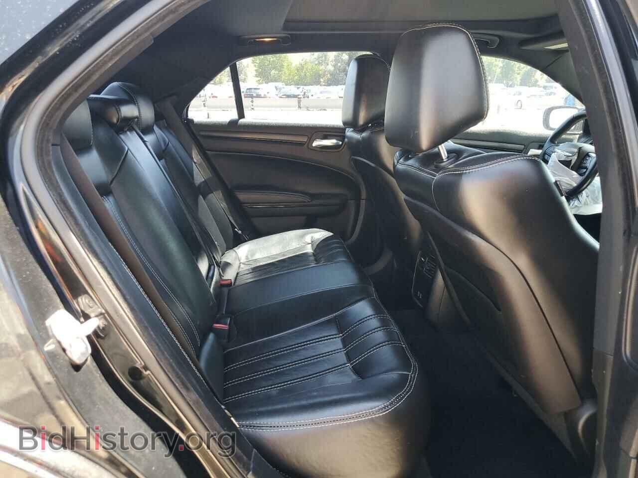 2016 CHRYSLER 300 - VIN: 2C3CCAGG2GH304809 - Фото 10