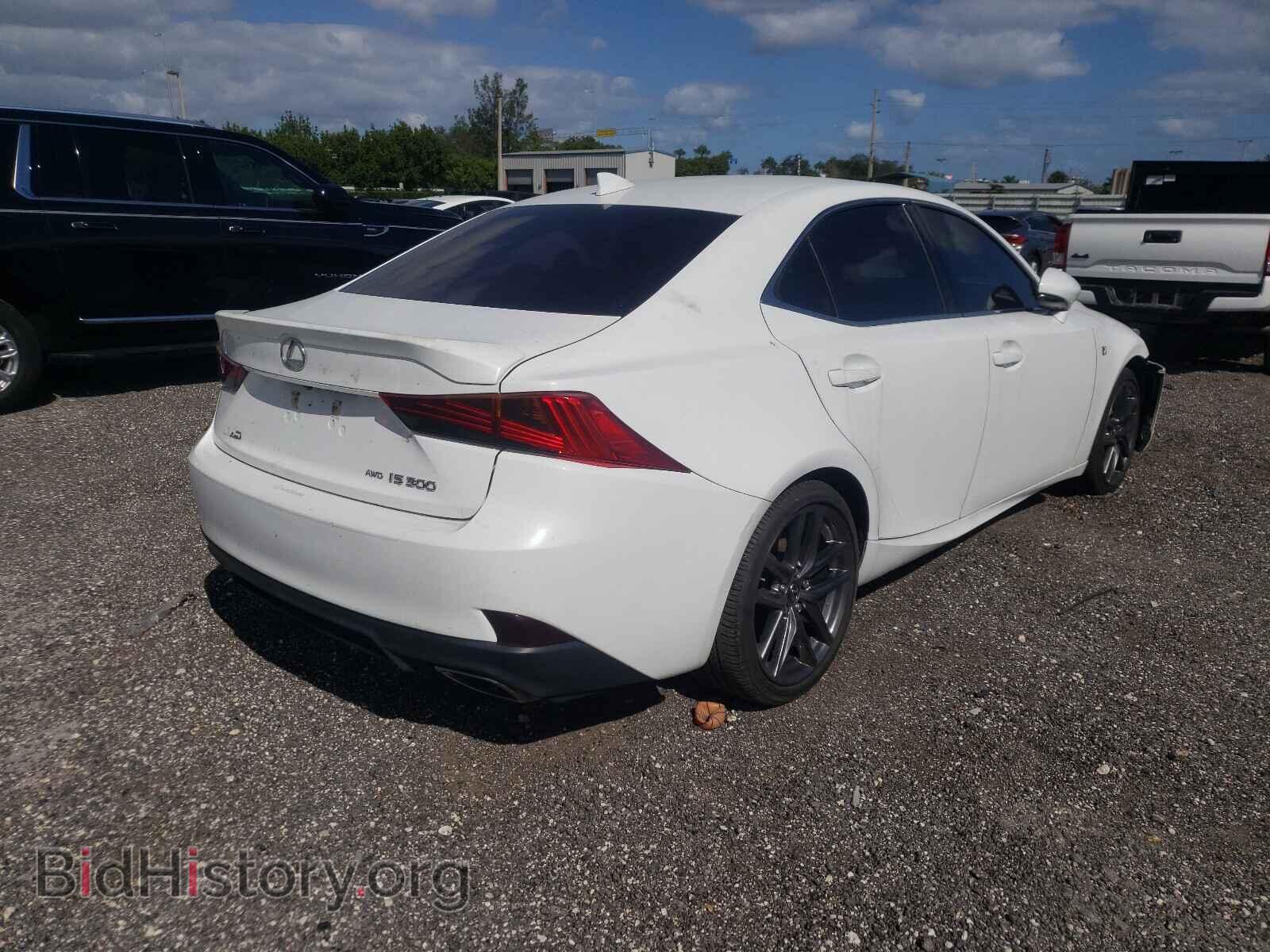2018 LEXUS IS - VIN: JTHC81D26J5028878 - Фото 4