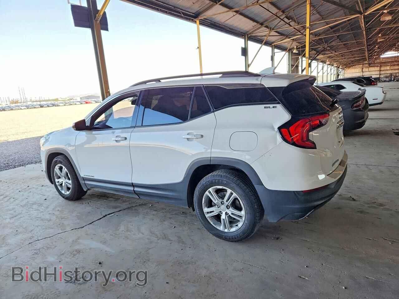 2020 GMC TERRAIN - VIN: 3GKALMEV2LL342990 - Photo 2
