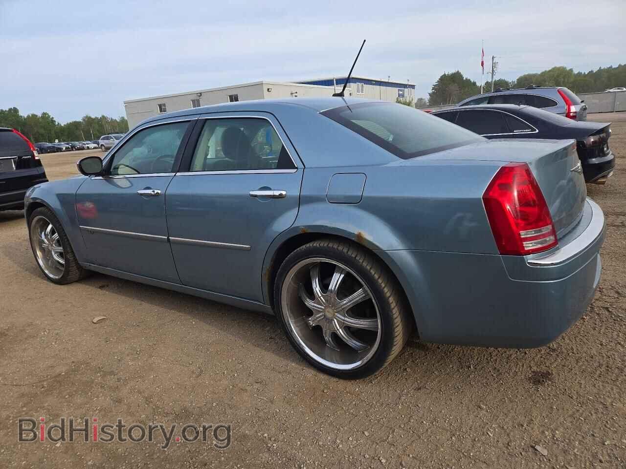 2008 CHRYSLER 300 - VIN: 2C3KA63H68H268363 - Фото 2