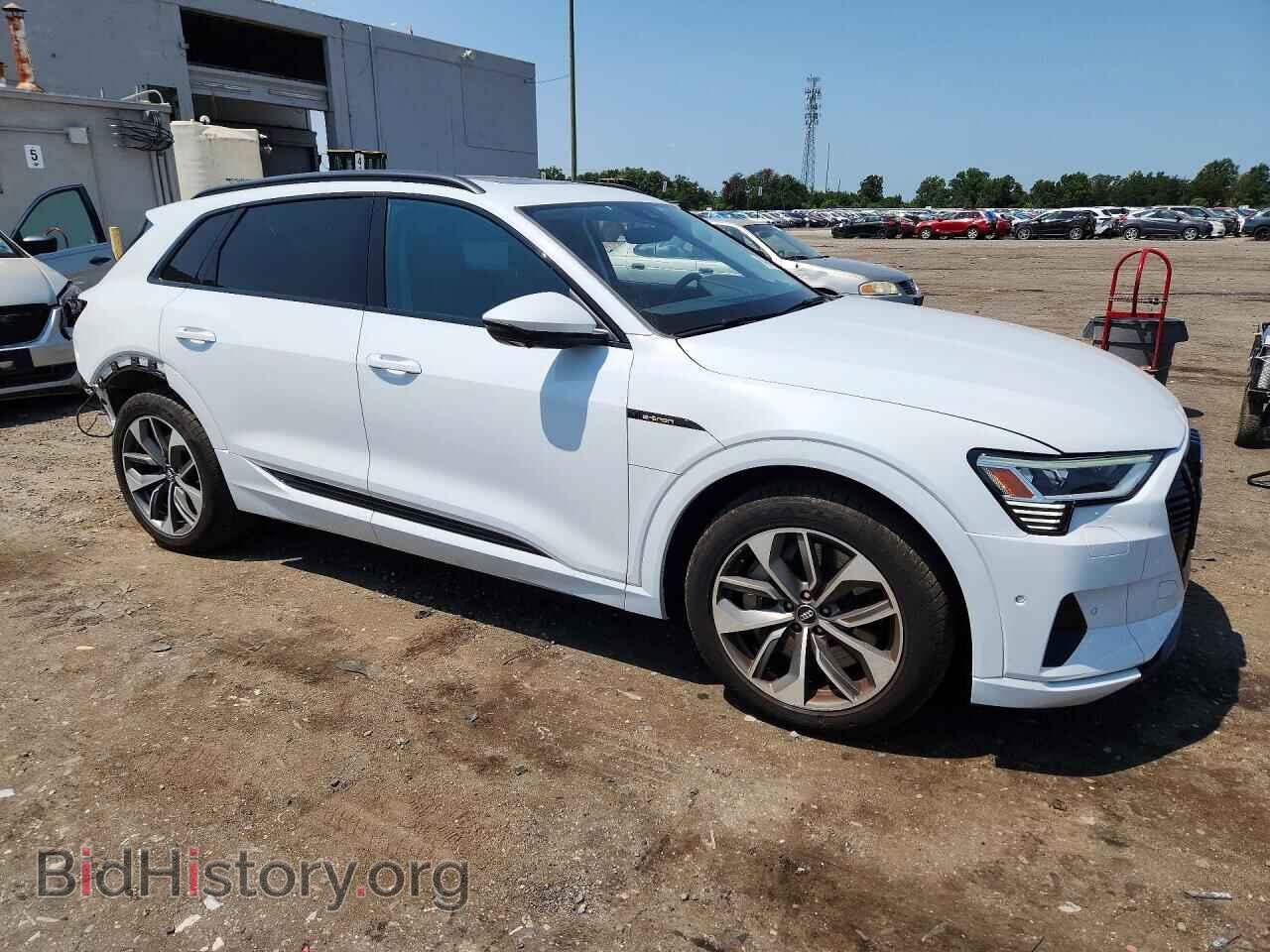 2021 AUDI E-TRON - VIN: WA1LAAGE2MB004976 - Photo 4