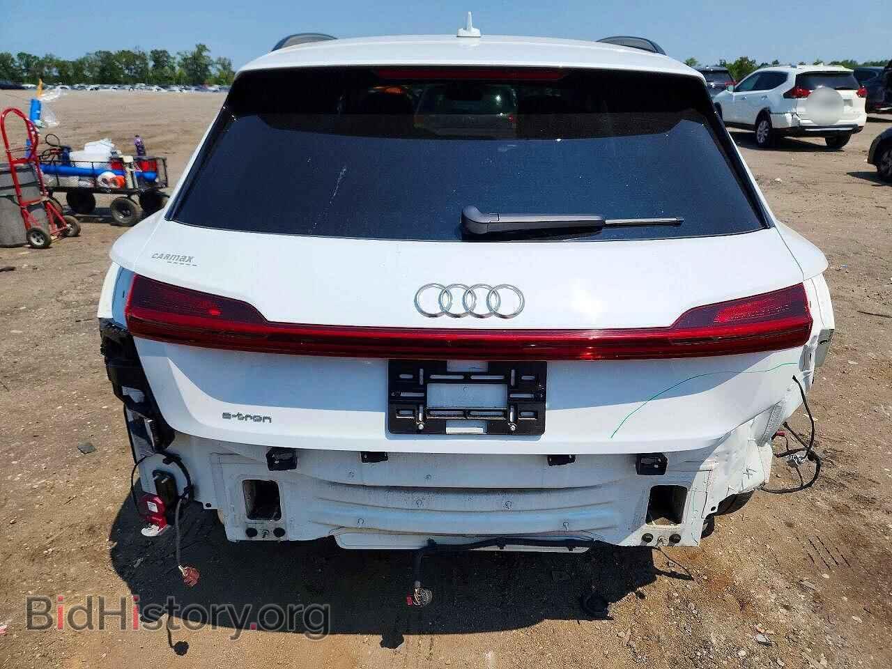 2021 AUDI E-TRON - VIN: WA1LAAGE2MB004976 - Photo 6