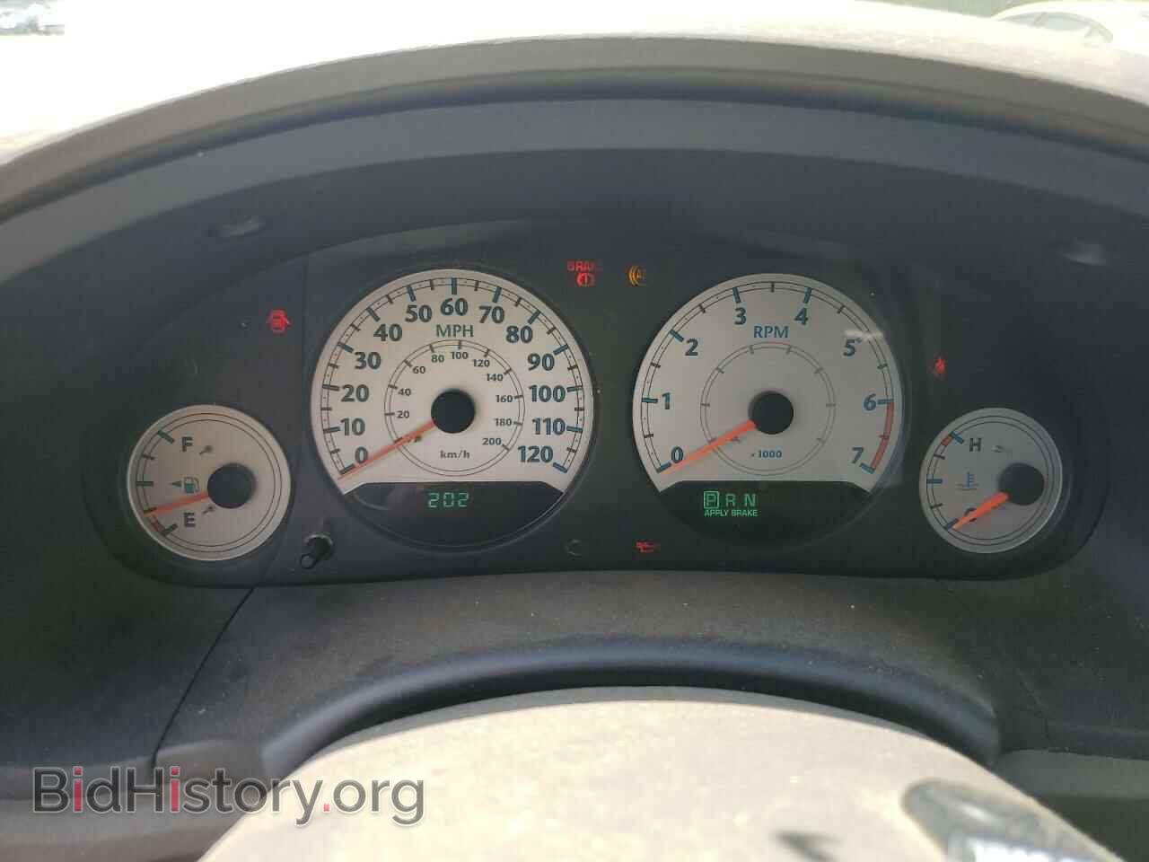 2006 CHRYSLER MINIVAN - VIN: 2A4GP54L86R812893 - Photo 9