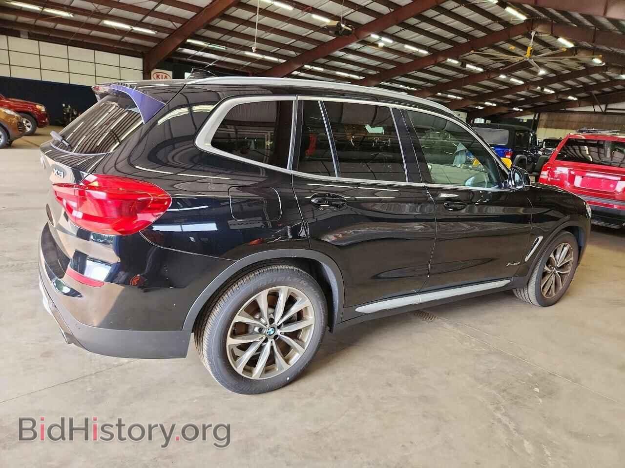 2018 BMW X3 - VIN: 5UXTR9C56JLD61233 - Фото 3