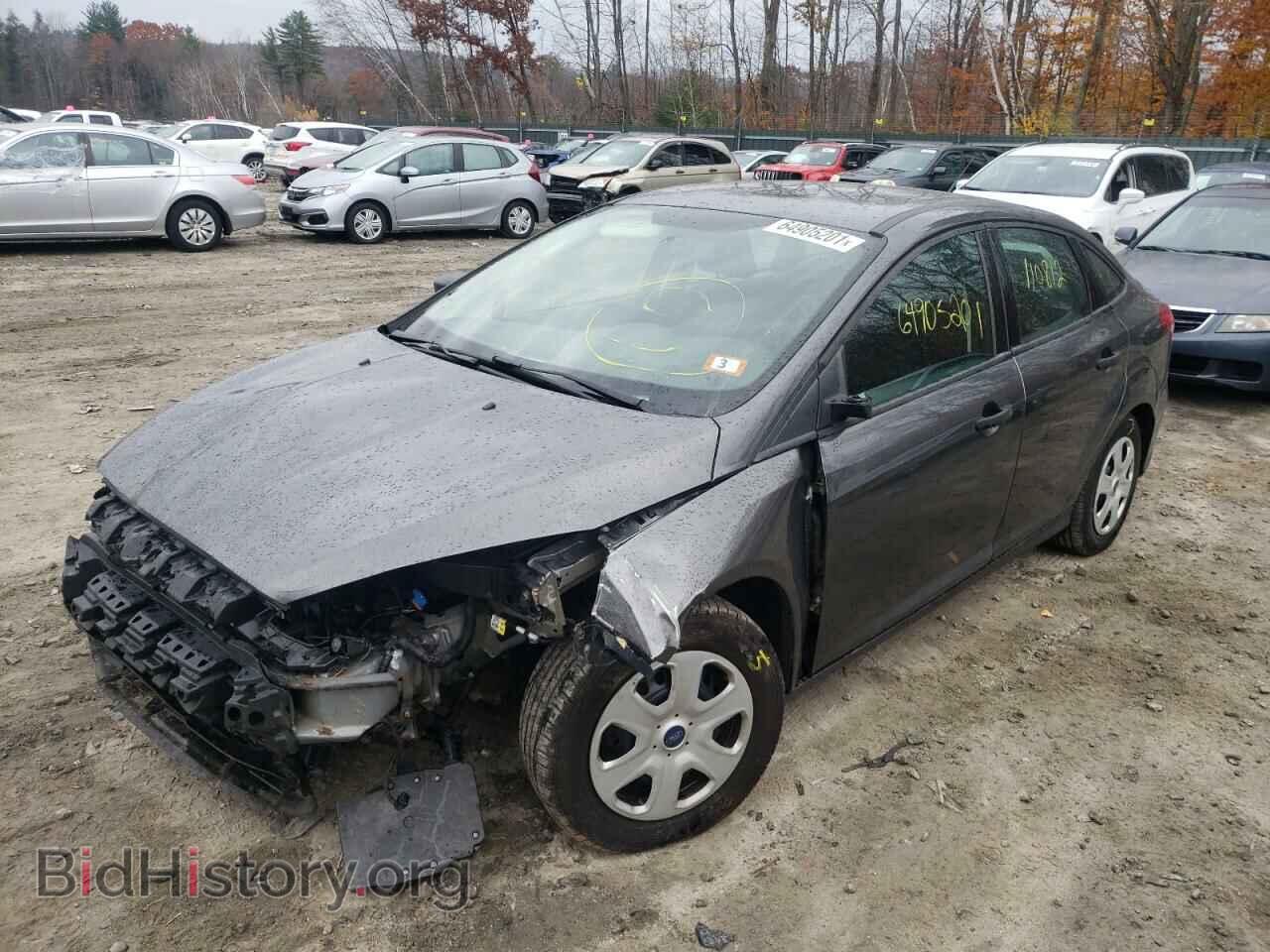2017 FORD FOCUS - VIN: 1FADP3E24HL335352 - Фото 2