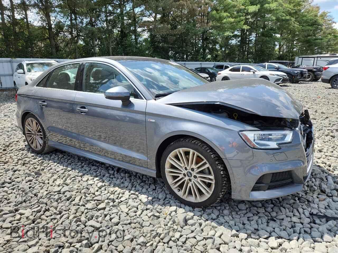 2017 AUDI A3 - VIN: WAUJ8GFFXH1056404 - Фото 4