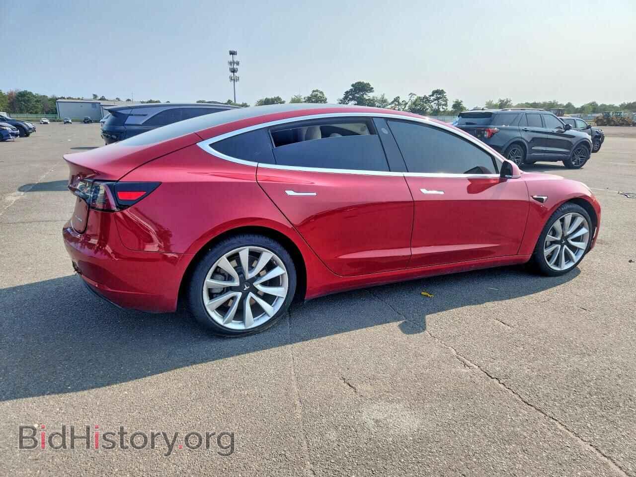 2018 Tesla MODEL 3 (VIN 5YJ3E1EB2JF147552) — photo 3 of 12