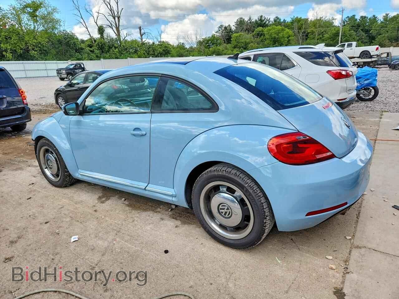 2013 VOLKSWAGEN BEETLE - VIN: 3VWJP7AT5DM623244 - Photo 2