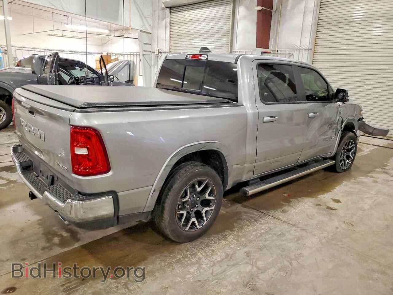 2025 RAM 1500 - VIN: 1C6SRFJP3SN526567 - Photo 3
