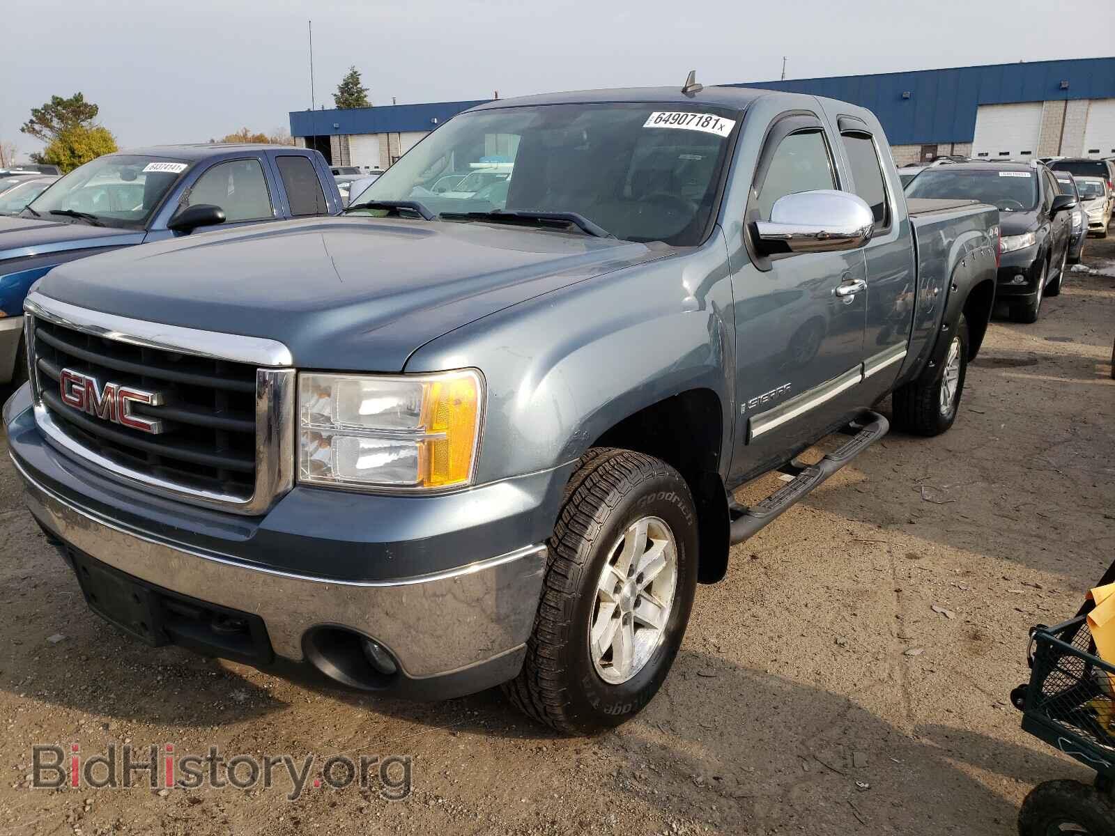 2007 GMC SIERRA - VIN: 2GTEK19J671656199 - Фото 2