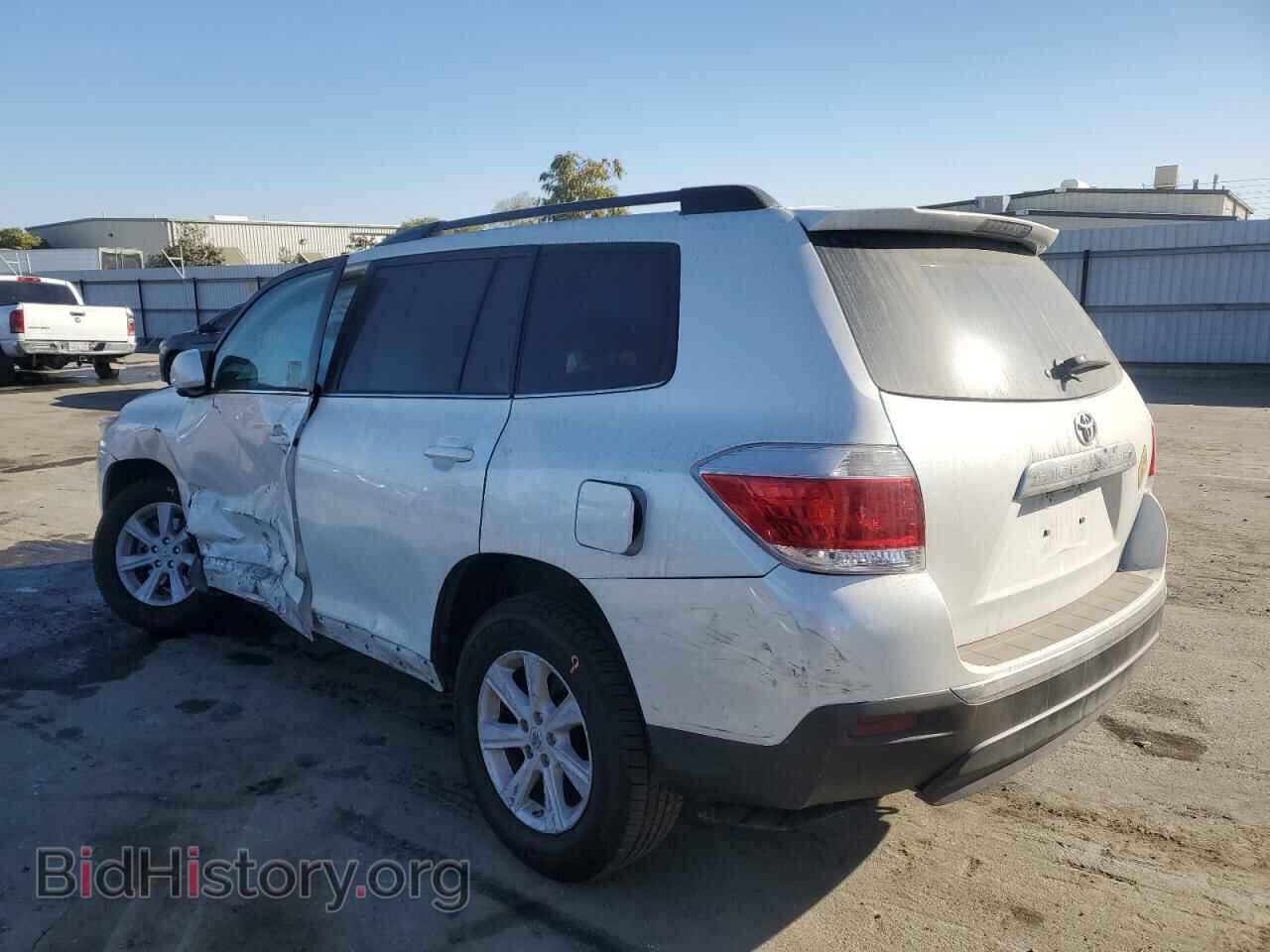 2013 TOYOTA HIGHLANDER - VIN: 5TDZK3EH8DS122402 - Фото 3