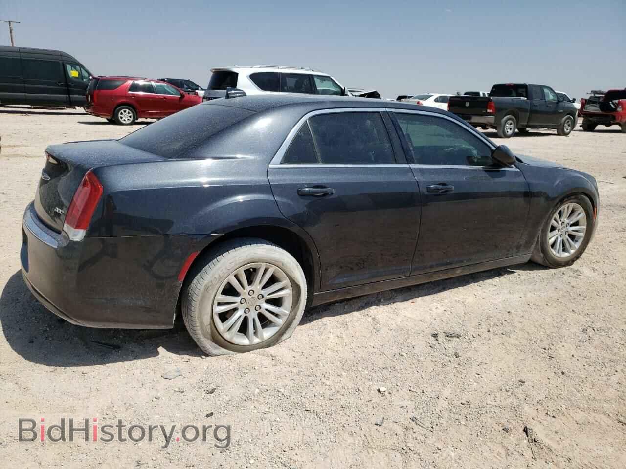 2017 CHRYSLER 300 - VIN: 2C3CCAAG9HH577045 - Фото 3