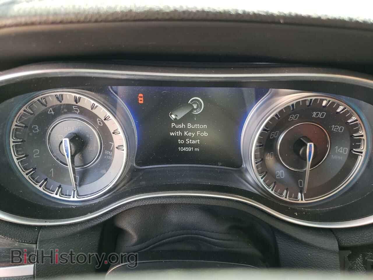 2017 CHRYSLER 300 - VIN: 2C3CCAAG9HH577045 - Фото 9