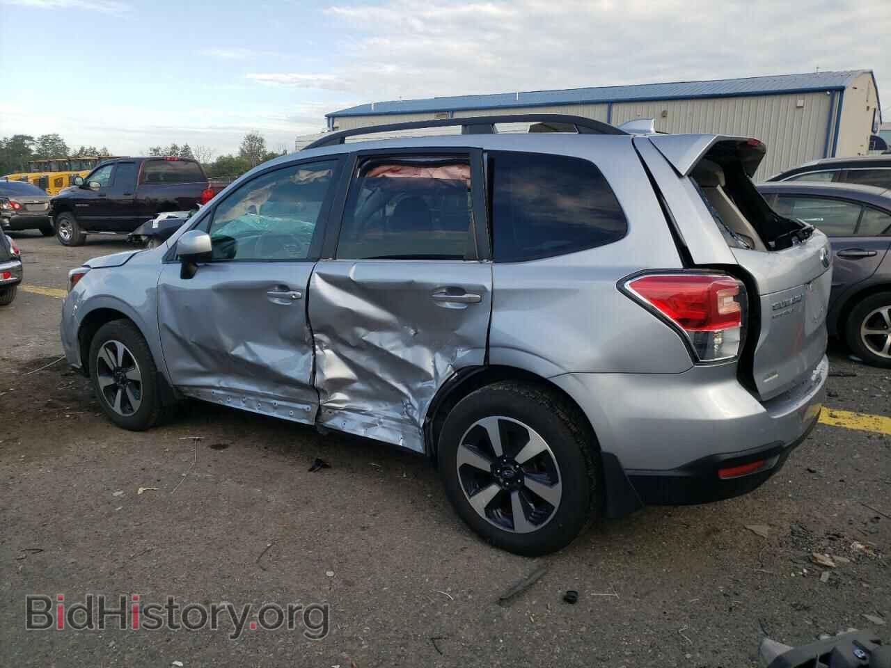 2017 SUBARU FORESTER - VIN: JF2SJAEC0HH504626 - Фото 2
