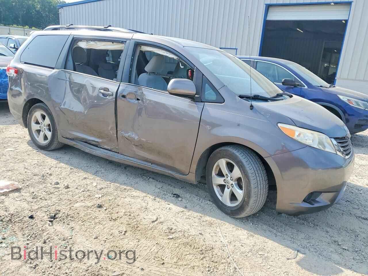 2013 TOYOTA SIENNA - VIN: 5TDKK3DC8DS341805 - Photo 4