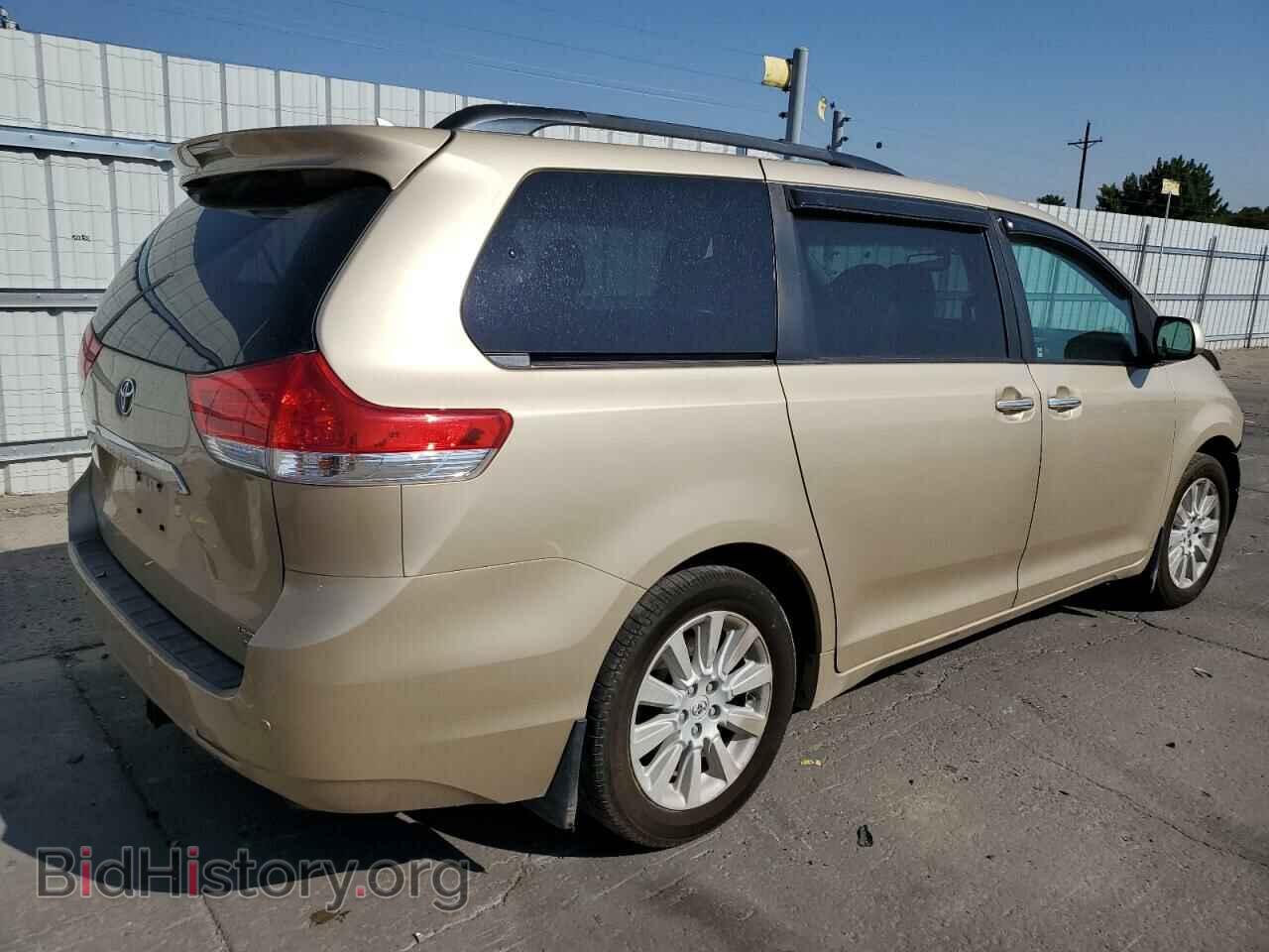 2012 TOYOTA All Models - VIN: 5TDDK3DC4CS035689 - Photo 3