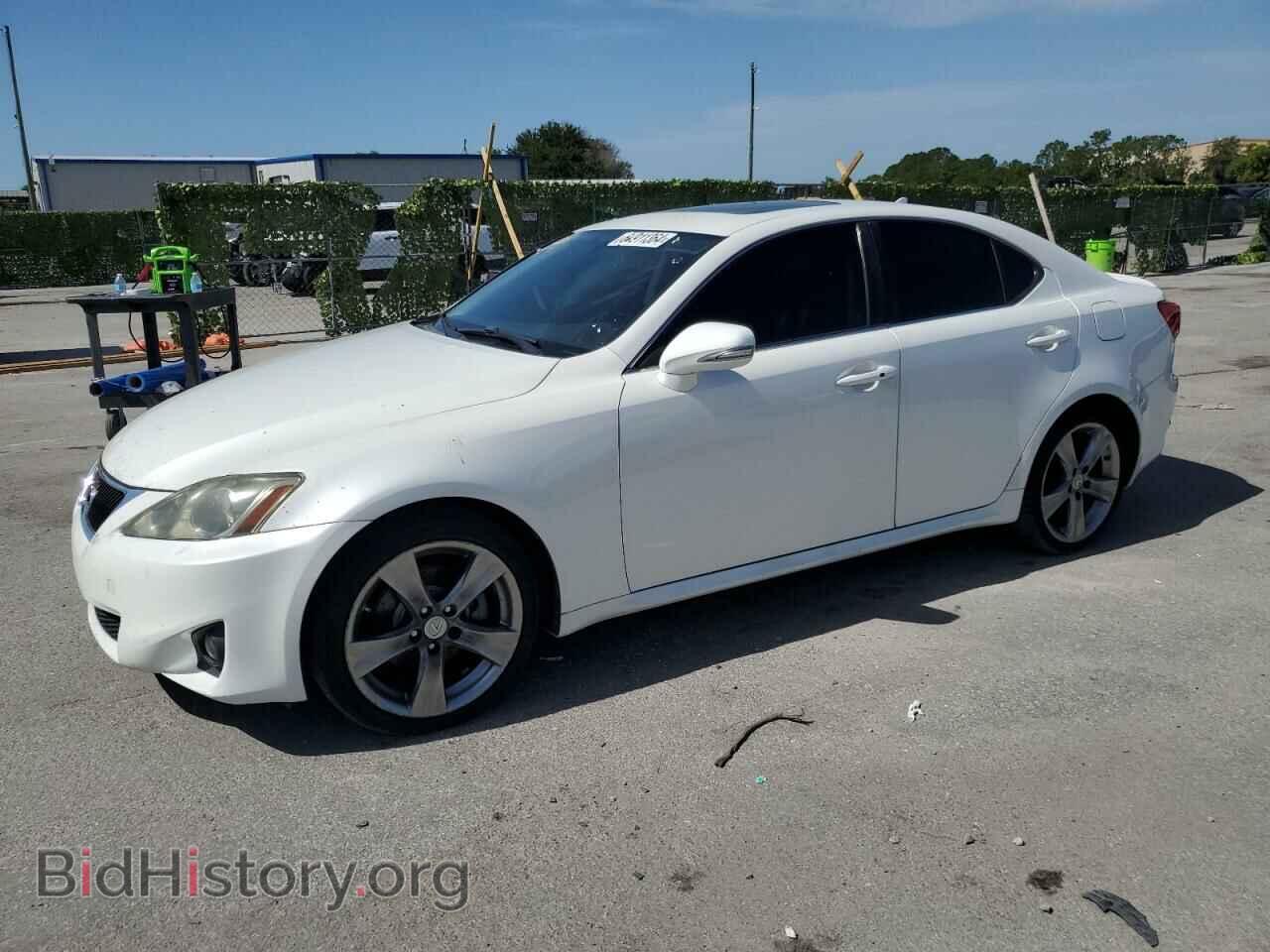 Photo JTHBF5C23B5149766 - LEXUS IS 2011