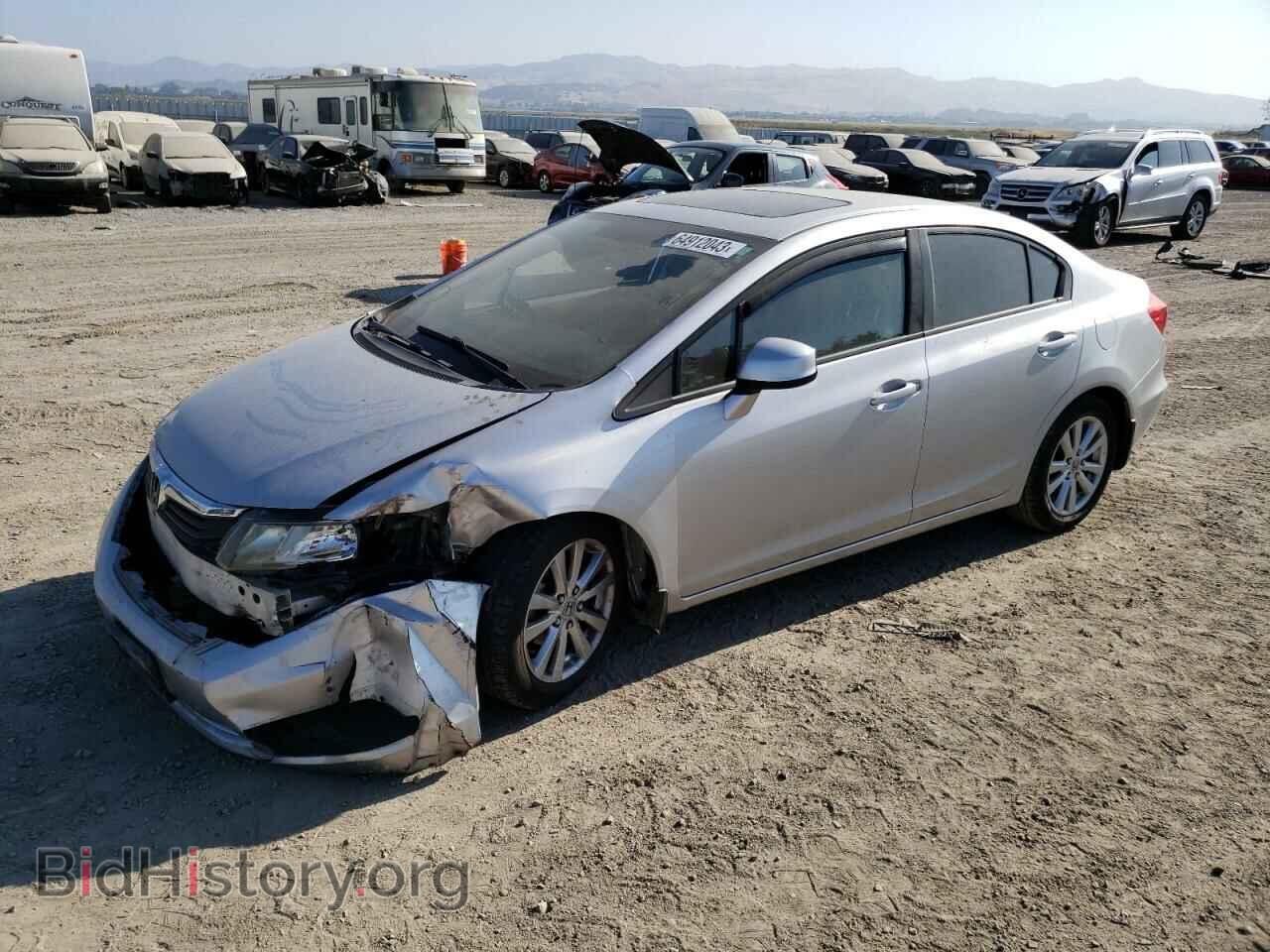 Фотография 19XFB2F90CE343215 - HONDA CIVIC 2012