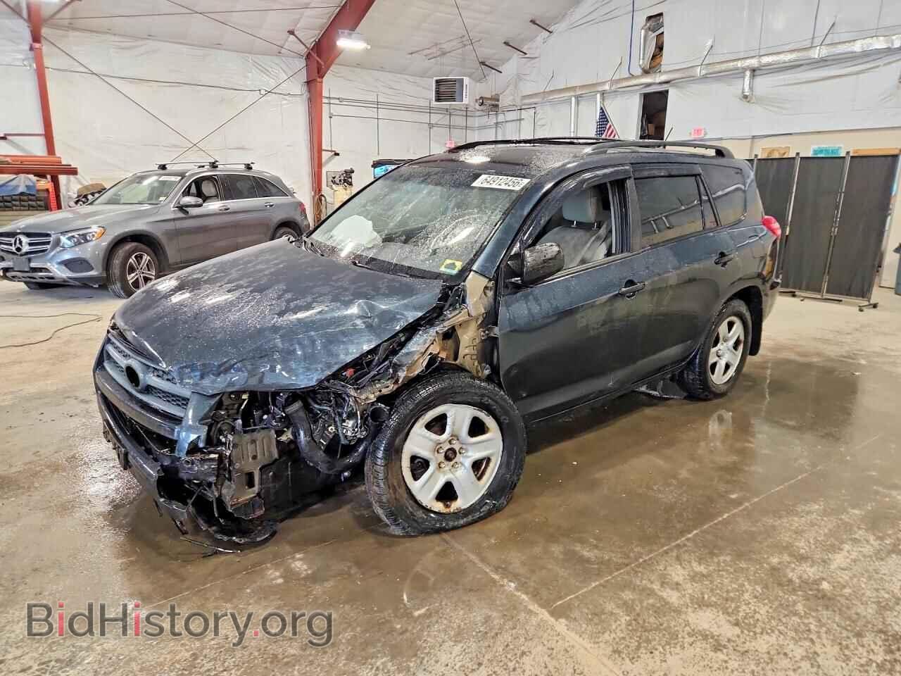 Фотография 2T3BF4DV8BW123080 - TOYOTA RAV4 2011