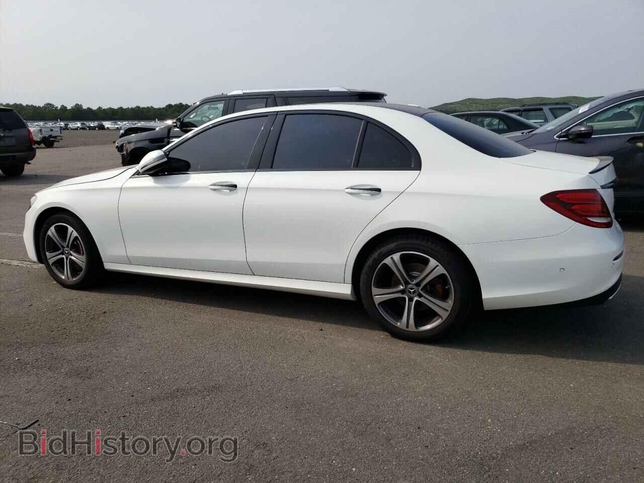 2017 MERCEDES-BENZ E-CLASS - VIN: WDDZF4KB9HA141902 - Фото 2