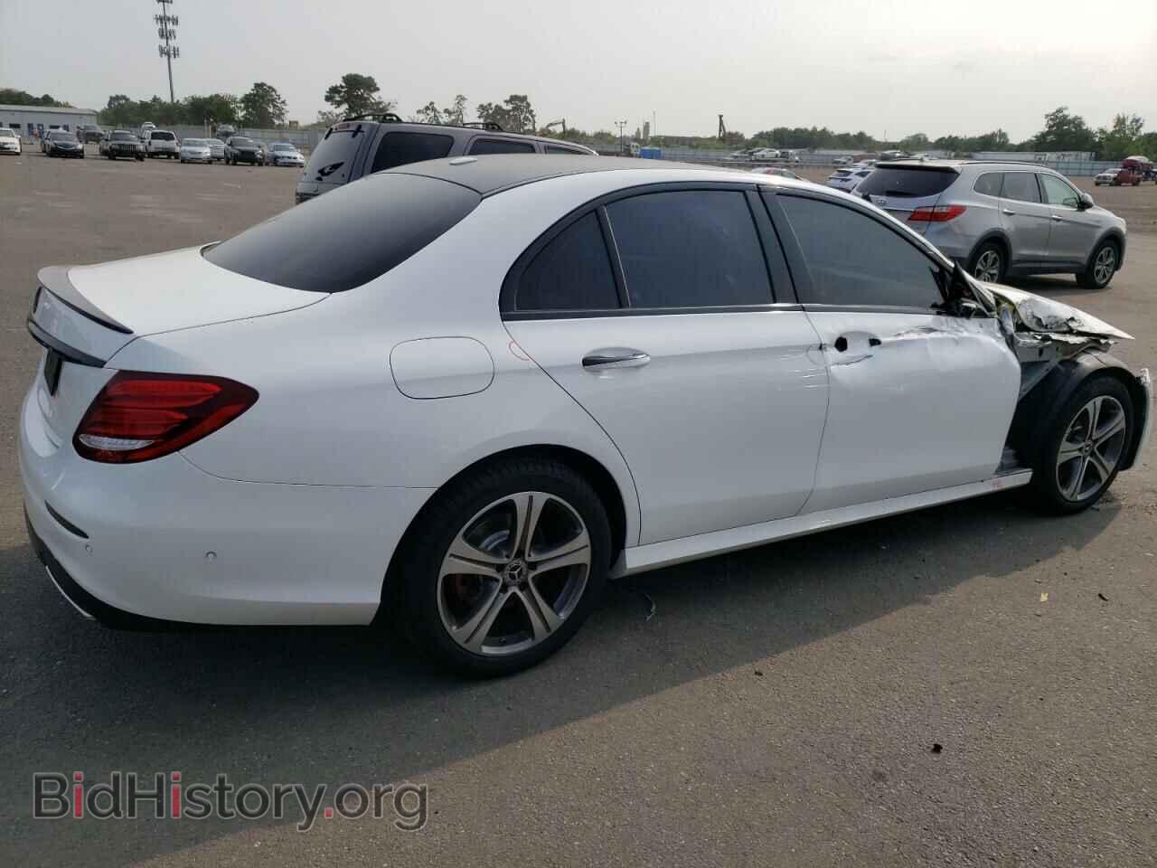 2017 MERCEDES-BENZ E-CLASS - VIN: WDDZF4KB9HA141902 - Фото 3