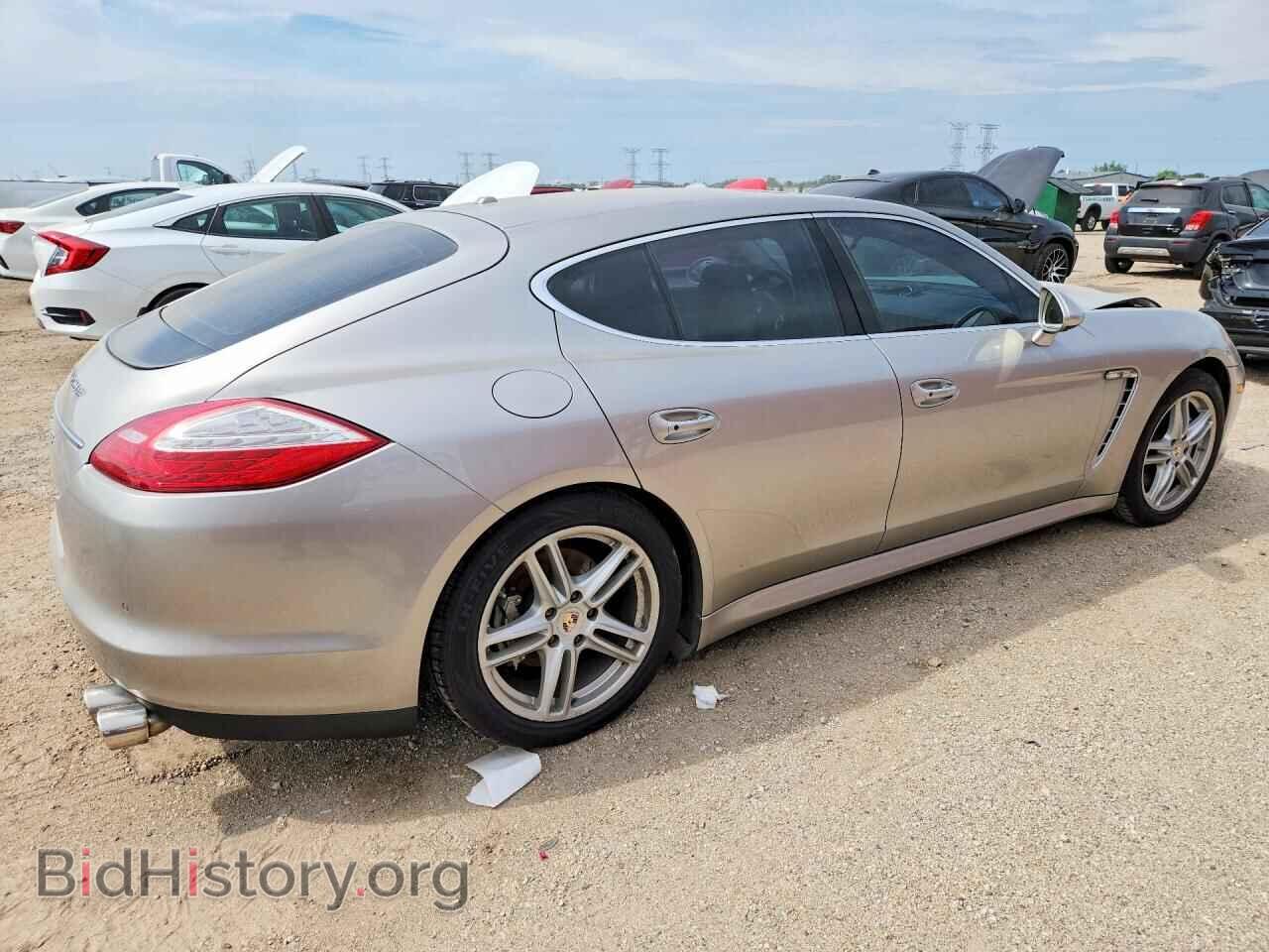 2010 PORSCHE PANAMERA - VIN: WP0AB2A76AL065716 - Photo 3