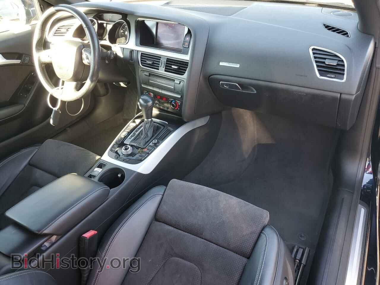 2010 AUDI A5 - VIN: WAUUFAFH2AN017662 - Фото 8