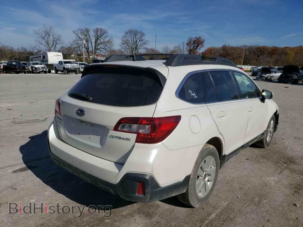 2018 SUBARU OUTBACK - VIN: 4S4BSAFC9J3297856 - Фото 4