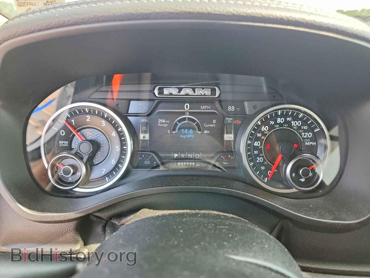 2019 RAM 1500 - VIN: 1C6SRFDT4KN525811 - Фото 9