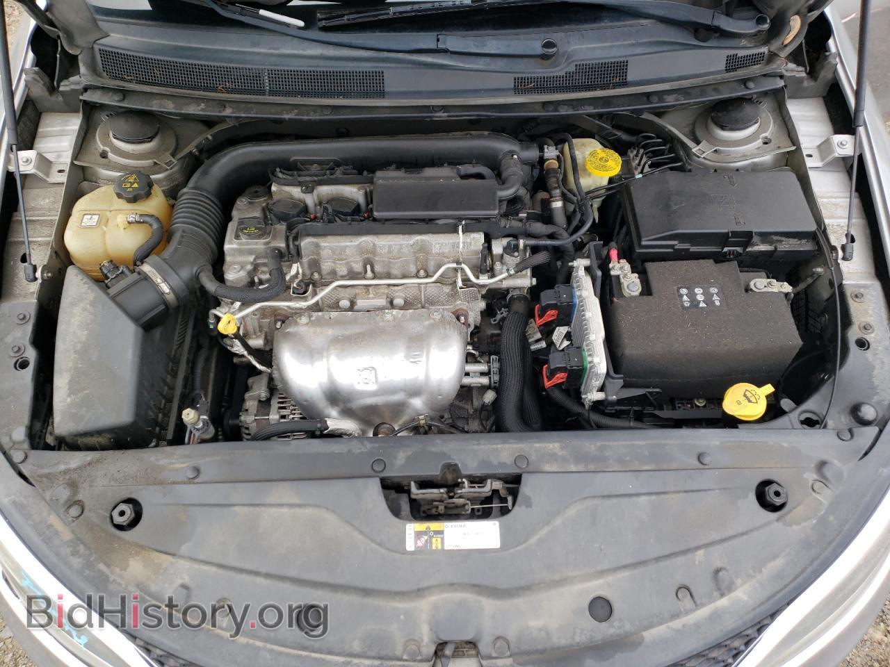 2016 CHRYSLER 200 - VIN: 1C3CCCFB0GN182556 - Фото 11