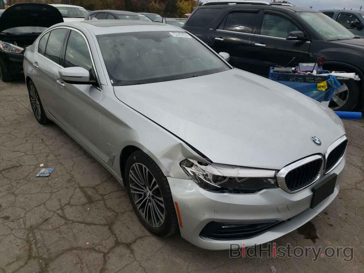 Photo WBAJA7C58JWC76104 - BMW 5 SERIES 2018