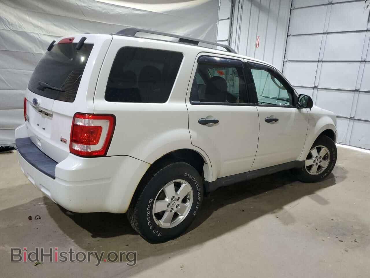 2011 FORD ESCAPE - VIN: 1FMCU9DG5BKC46526 - Фото 3