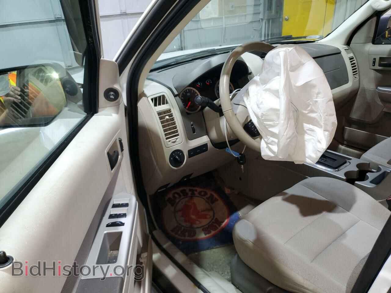 2011 FORD ESCAPE - VIN: 1FMCU9DG5BKC46526 - Фото 8
