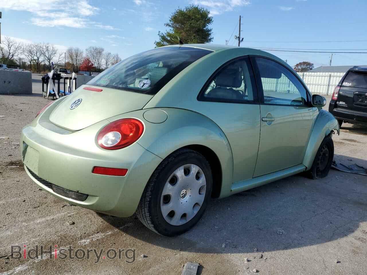2010 VOLKSWAGEN BEETLE - VIN: 3VWPG3AG1AM011091 - Фото 4