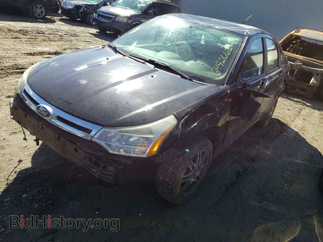 2011 FORD FOCUS - VIN: 1FAHP3FN2BW175410 - Фото 2