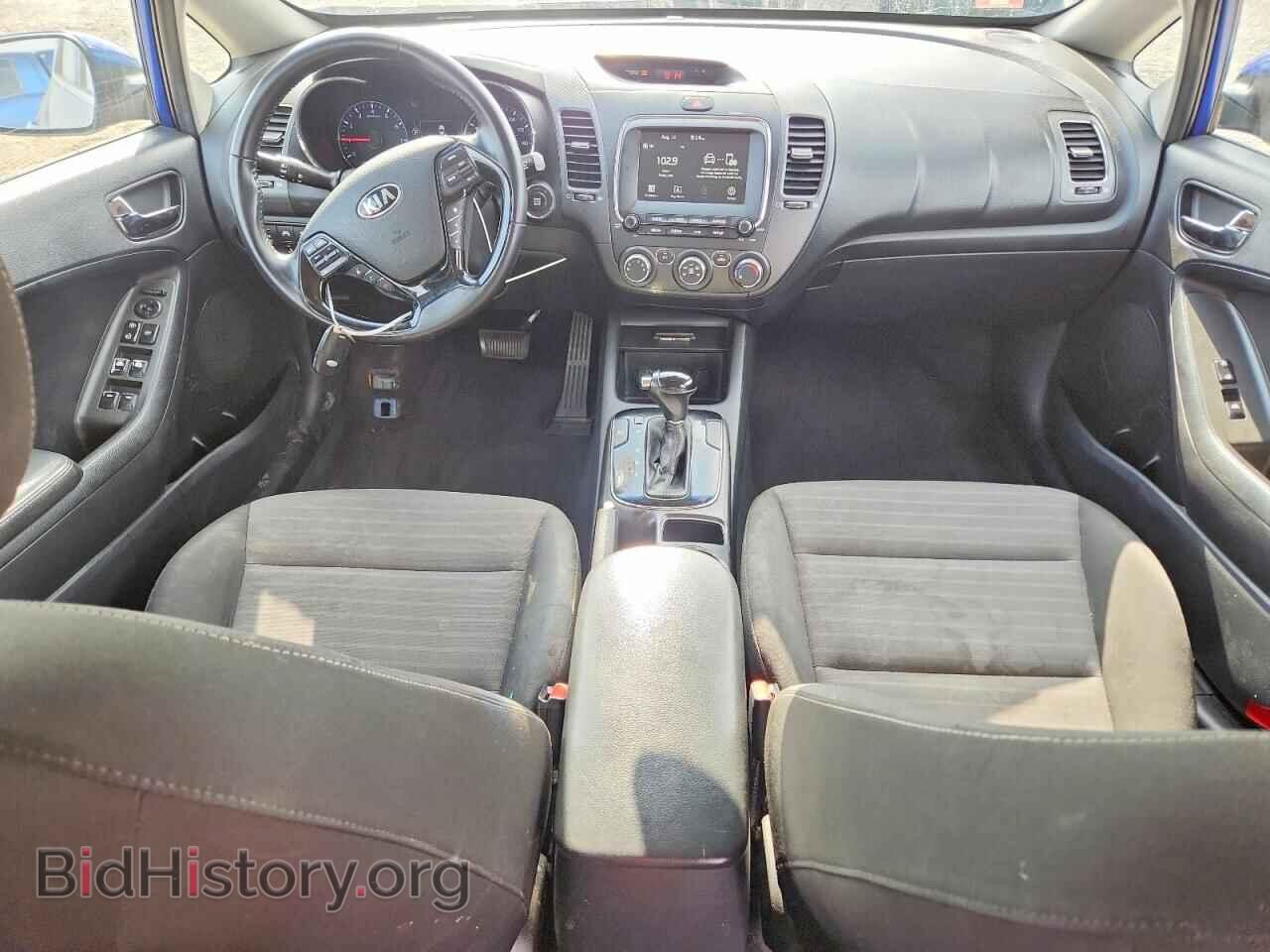 2017 KIA FORTE - VIN: 3KPFL4A79HE062388 - Photo 8