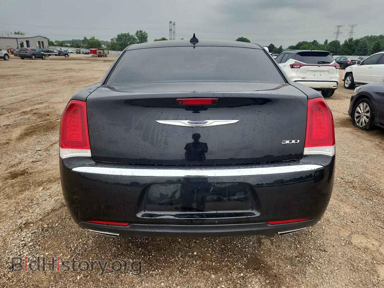 2018 CHRYSLER 300 - VIN: 2C3CCAAG0JH340997 - Фото 6