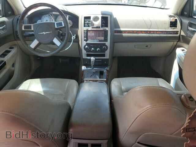 2009 CHRYSLER 300 - VIN: 2C3KA63T39H580730 - Фото 8