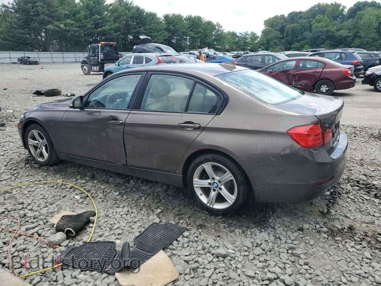 2013 BMW 3 SERIES - VIN: WBA3A5G50DNN66111 - Фото 2