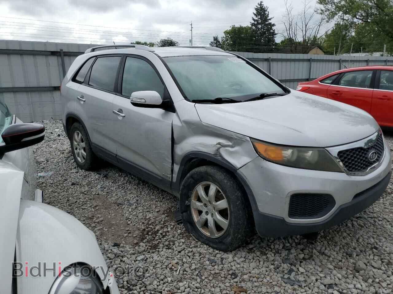 2011 KIA SORENTO - VIN: 5XYKTDA20BG107716 - Фото 4