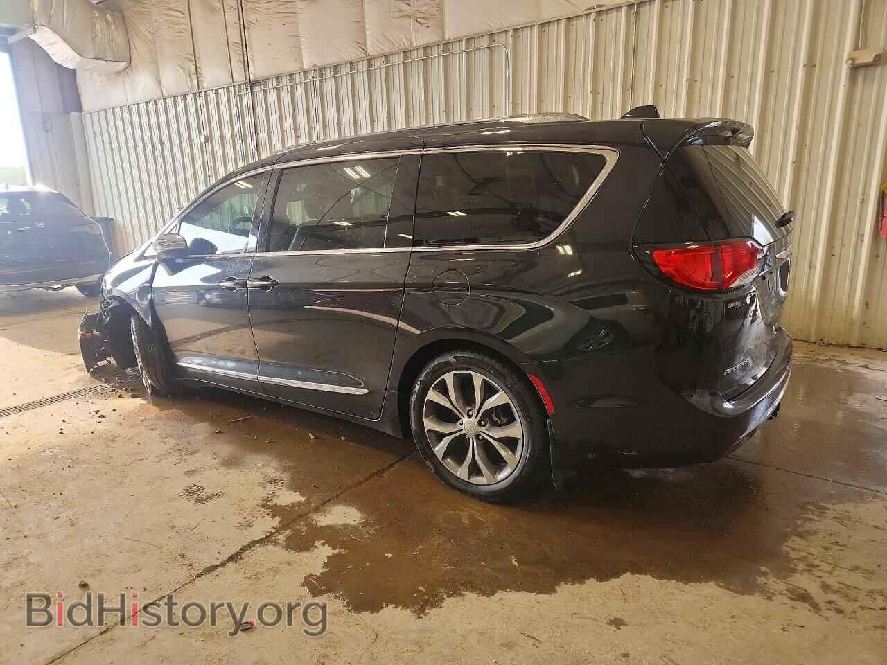 2017 CHRYSLER PACIFICA - VIN: 2C4RC1GG1HR591660 - Photo 2