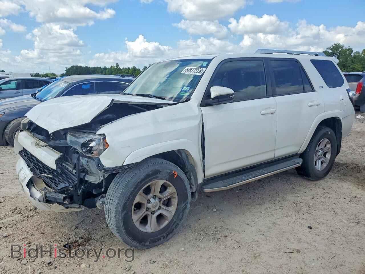 Фотография JTEBU5JR8J5550229 - TOYOTA 4RUNNER 2018