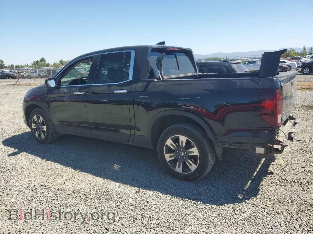 2017 HONDA RIDGELINE - VIN: 5FPYK3F7XHB031120 - Фото 2