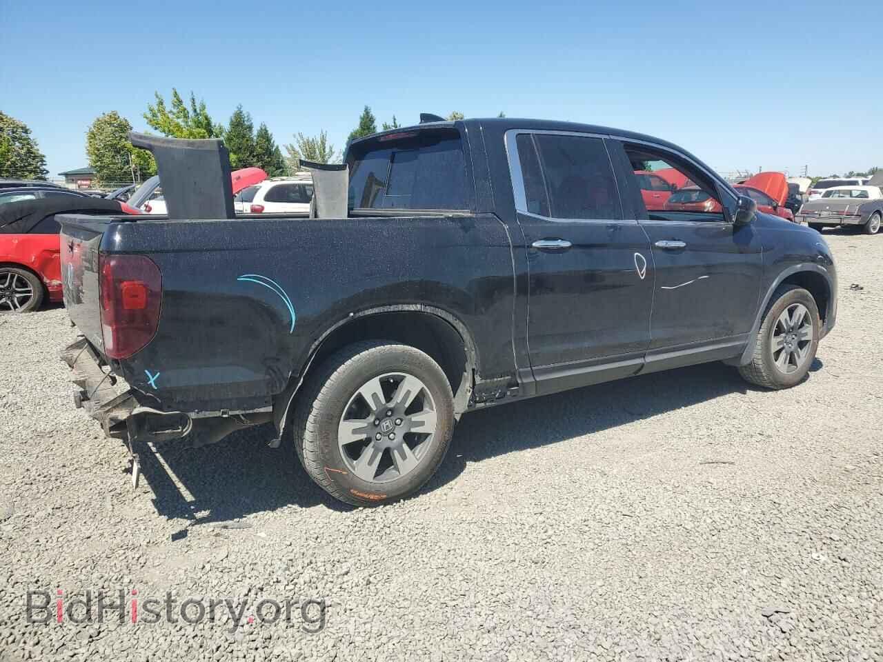 2017 HONDA RIDGELINE - VIN: 5FPYK3F7XHB031120 - Фото 3