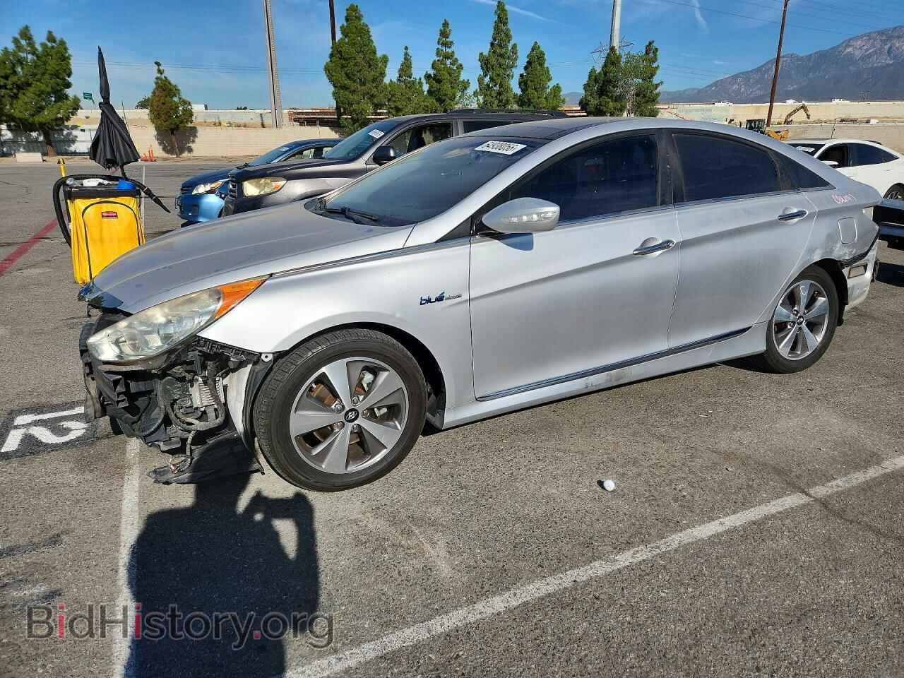 Фотография KMHEC4A40BA007934 - HYUNDAI SONATA 2011