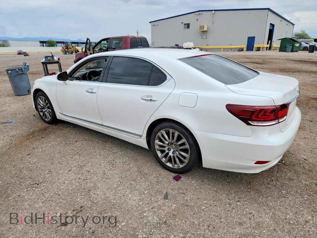 2017 LEXUS LS460 - VIN: JTHGL5EF2H5057541 - Photo 2