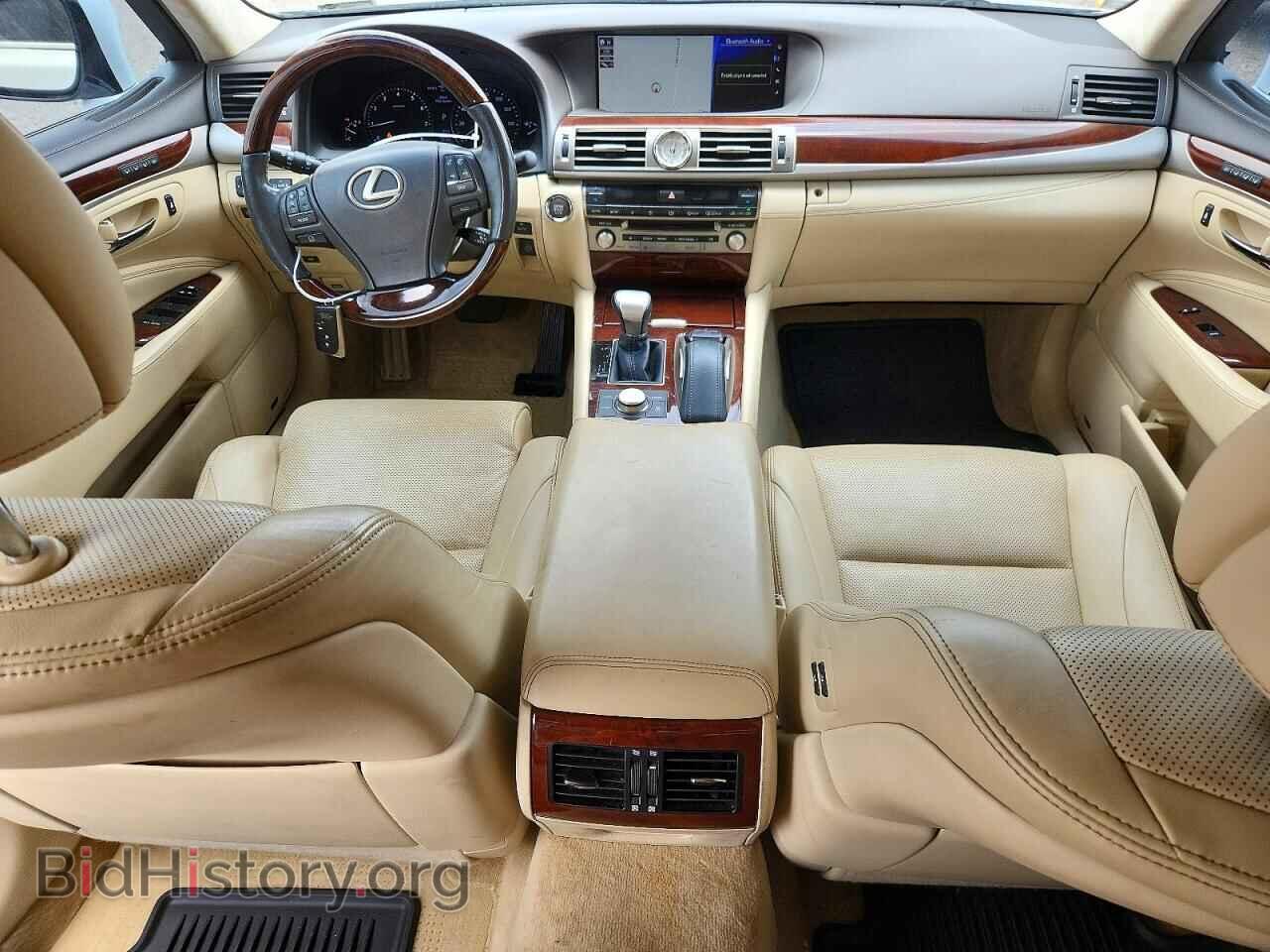 2017 LEXUS LS460 - VIN: JTHGL5EF2H5057541 - Photo 8