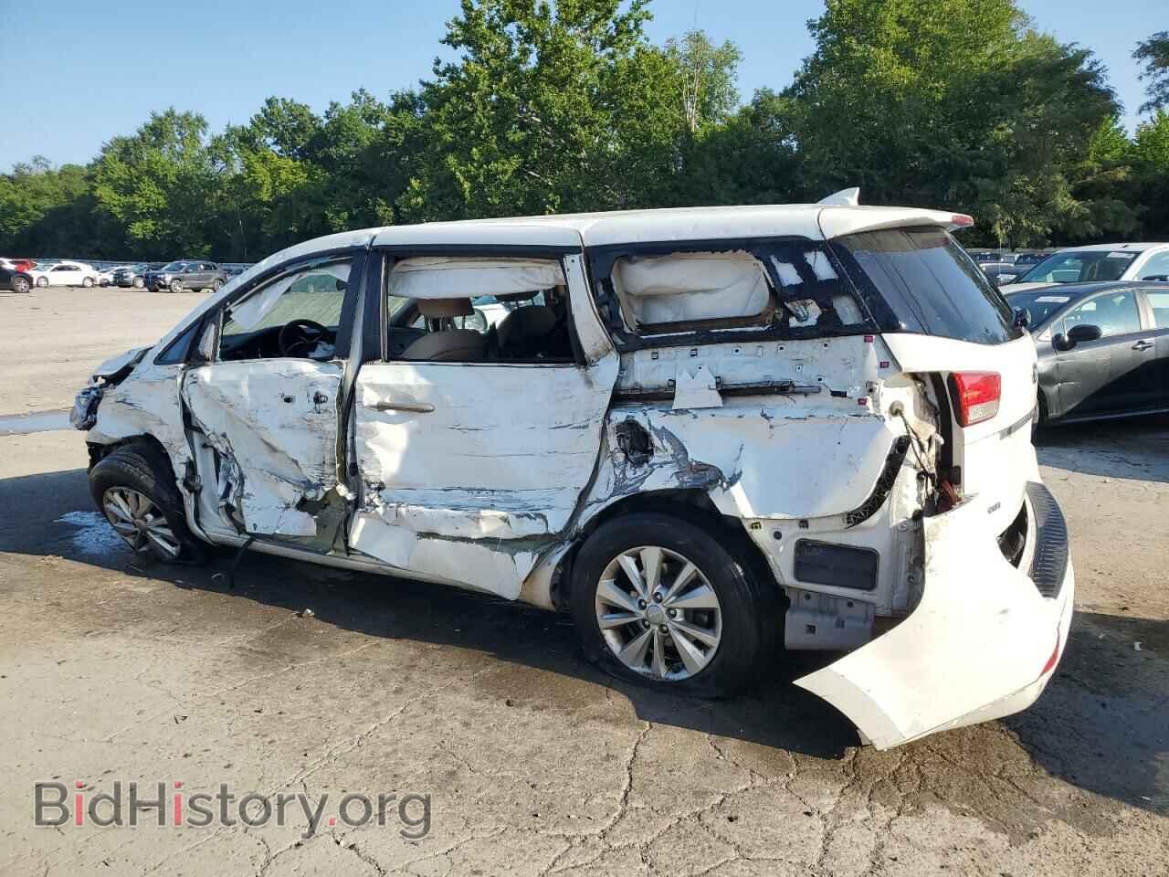 2017 KIA All Models - VIN: KNDMB5C17H6220483 - Фото 2